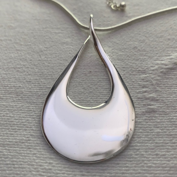 3/$30 Silver necklace - Picture 4 of 7